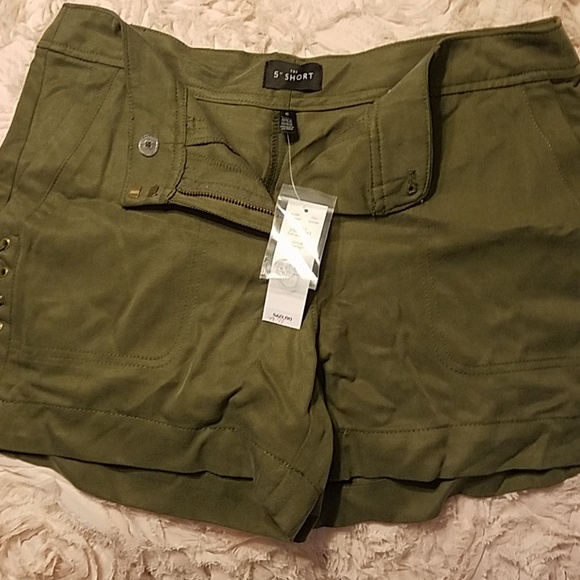 NWT WHBM shorts - Picture 1 of 8